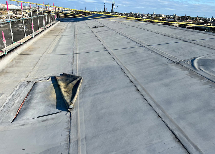 屋上シート防水貼り替え工事写真