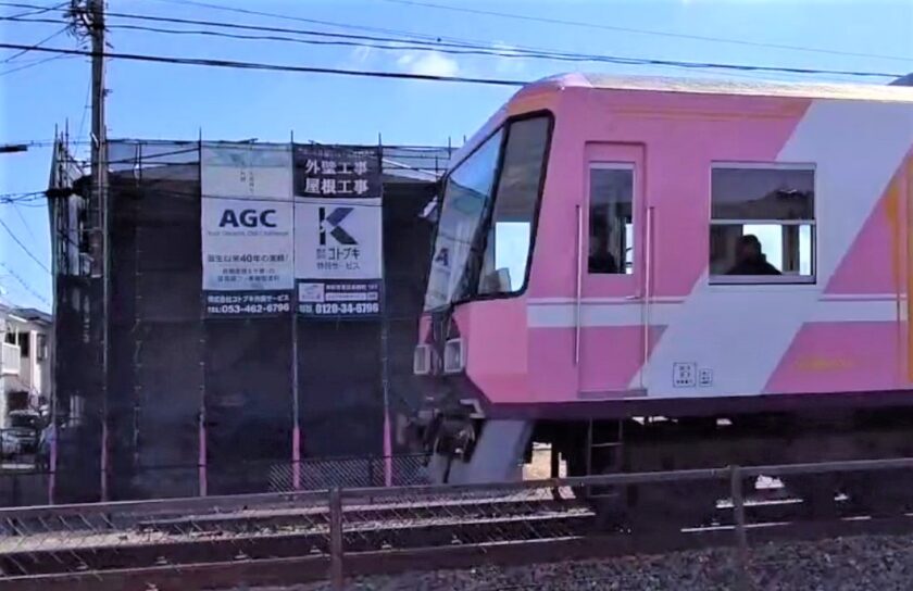 外壁屋根塗装　AGCルミステージ弱溶剤GT施工　遠州鉄道電車エバンゲリオン仕様